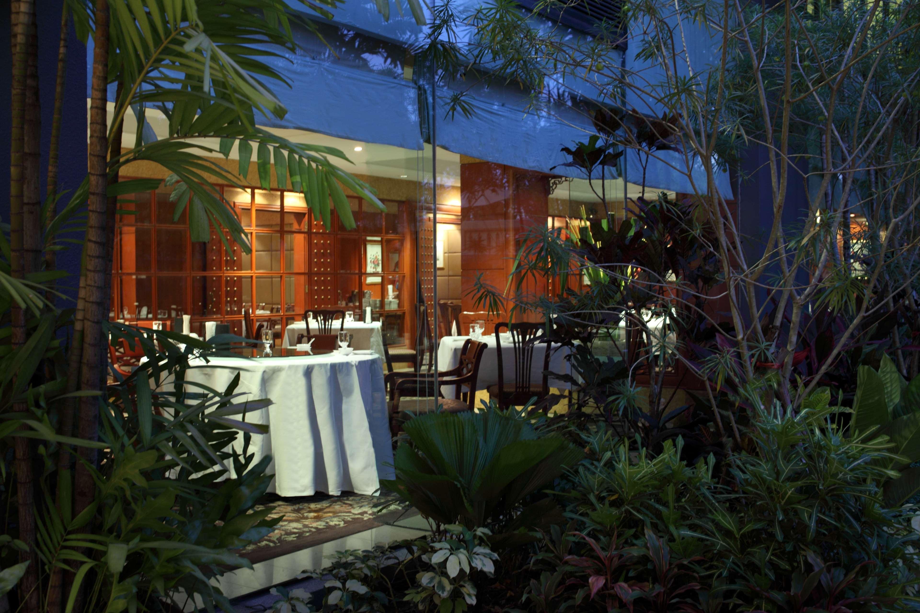 Dusit Princess Srinakarin Bangkok Exterior foto